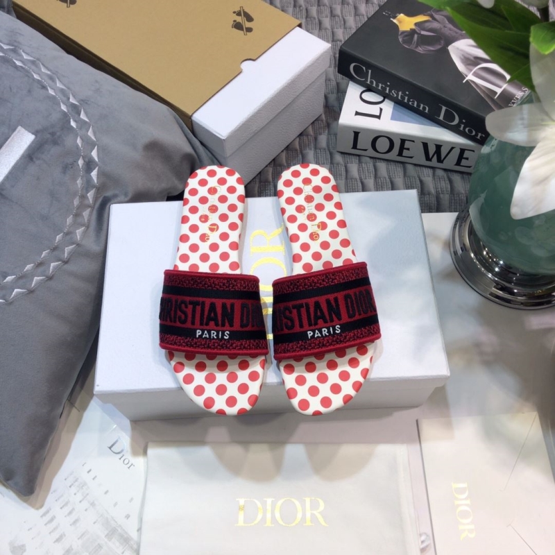 ch**an D*or slippers
